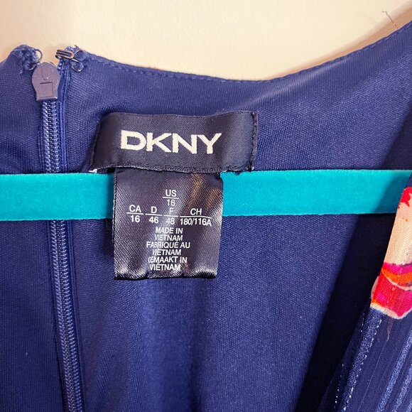 DKNY Women's Asymmetrical Hem Faux Wrap Floral Holiday Dress - Size 16 - Picture 4 of 6